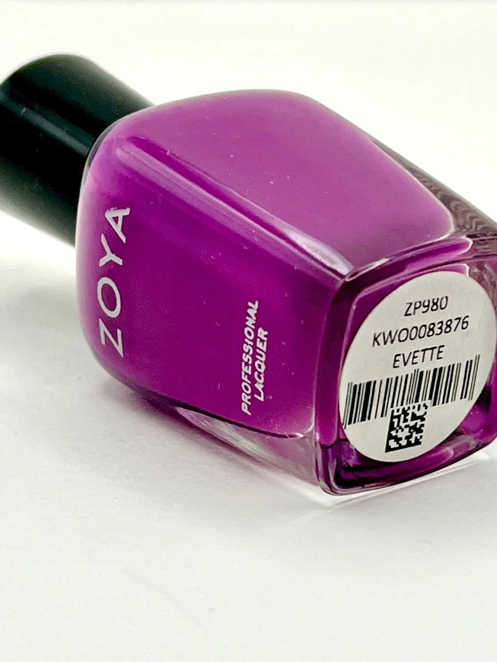 NEW Zoya “Evette”